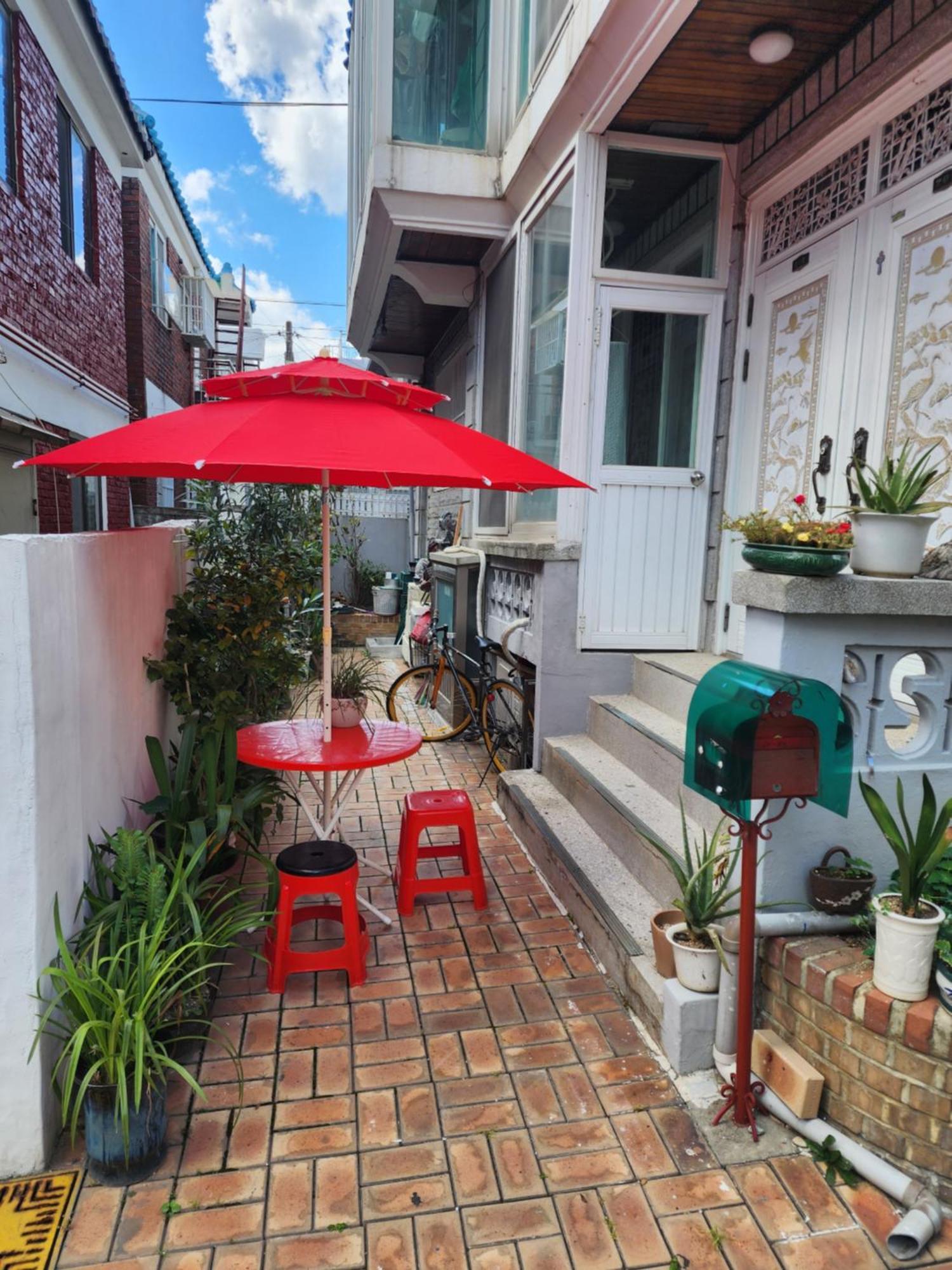 Disco Pangpang Guesthouse Incheon Ngoại thất bức ảnh